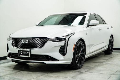 2023 Cadillac CT4 Luxury
