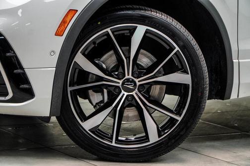 2022 Volkswagen Tiguan 2.0T SEL R-Line 4MOTION