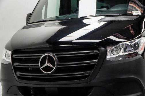 2024 Mercedes-Benz Sprinter 2500 Standard Roof