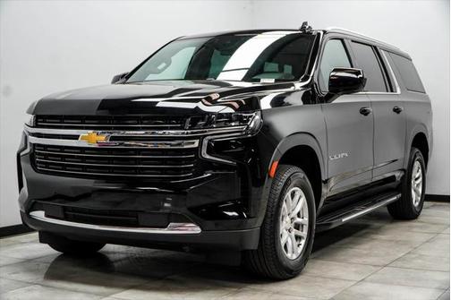 2023 Chevrolet Suburban LT