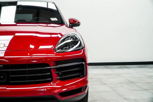 2023 Porsche Cayenne S