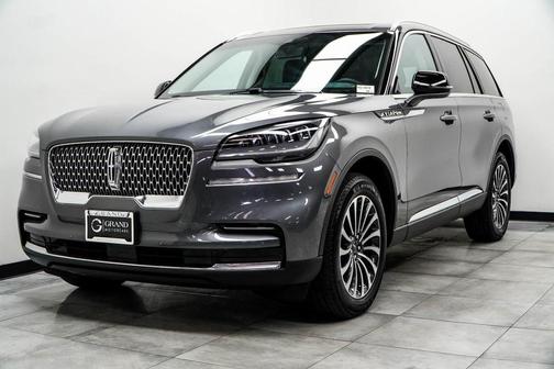 2023 Lincoln Aviator Standard AWD