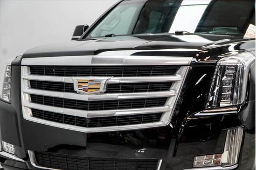 2016 Cadillac Escalade Luxury