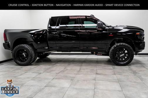 Diamond Black Crystal Pearlcoat 2026 RAM 3500 Laramie Mega Cab 4x4 6'4' Box