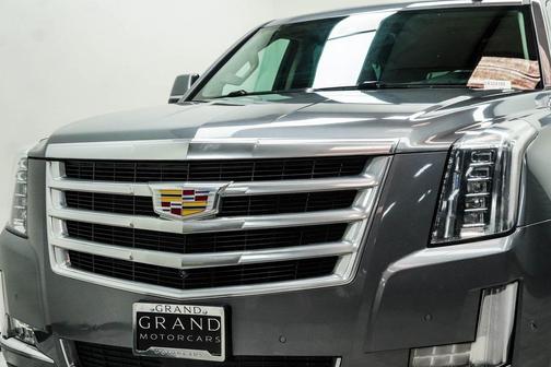 2020 Cadillac Escalade Luxury