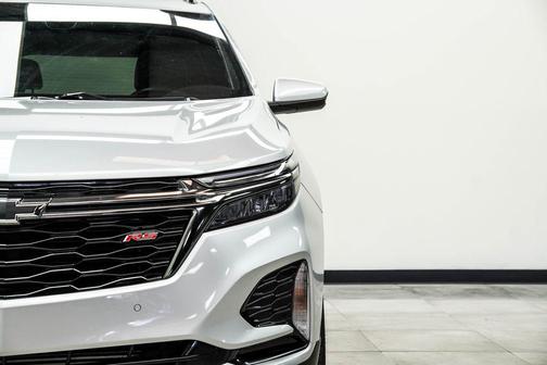 Silver Ice Metallic 2022 Chevrolet Equinox FWD RS