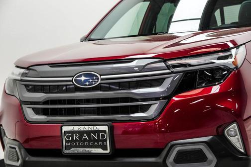 Crimson Red Pearl 2025 Subaru Forester Limited
