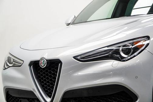 2023 Alfa Romeo Stelvio Ti