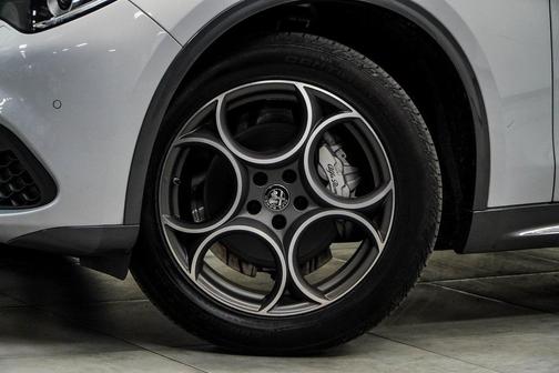 2023 Alfa Romeo Stelvio Ti