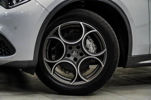 2023 Alfa Romeo Stelvio Ti