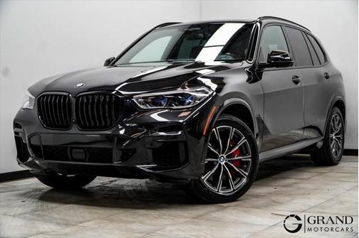 2022 BMW X5 M50i