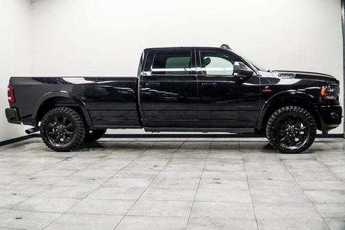 2023 RAM 2500 Limited Crew Cab 4x4 6'4' Box