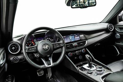 2023 Alfa Romeo Giulia Ti