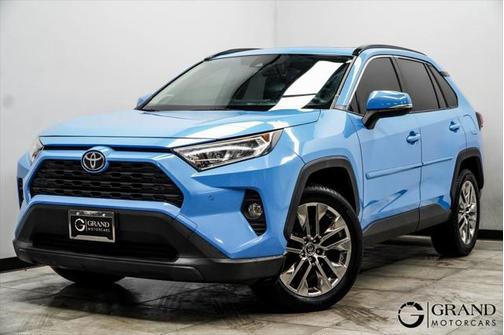 2019 Toyota RAV4 XLE Premium