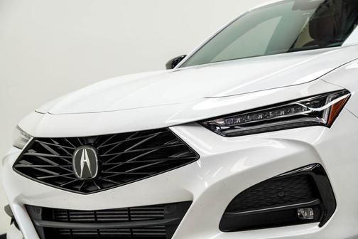 Platinum White 2024 Acura TLX A-Spec