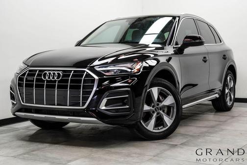 Brilliant Black 2022 Audi Q5 40 Premium