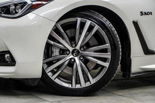 2017 INFINITI Q60 3.0t Sport