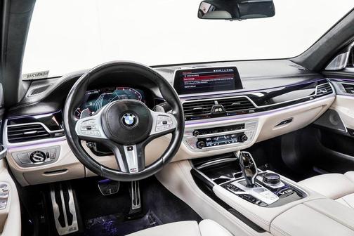 2022 BMW M760 xDrive