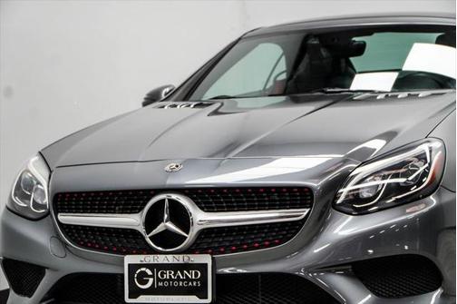 2018 Mercedes-Benz SLC 300 Base