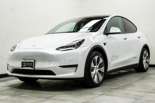 2021 Tesla Model Y Long Range Dual Motor All-Wheel Drive
