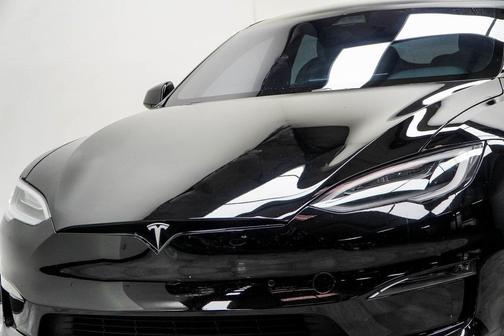2021 Tesla Model S Plaid