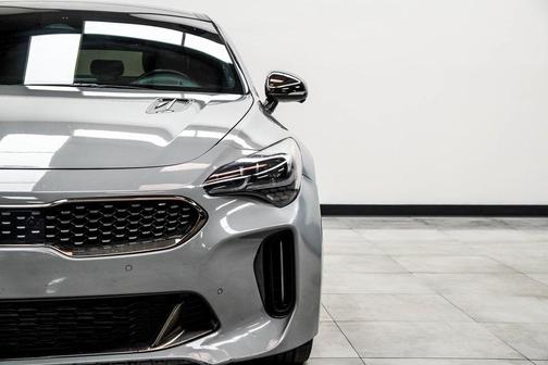 2023 Kia Stinger GT2