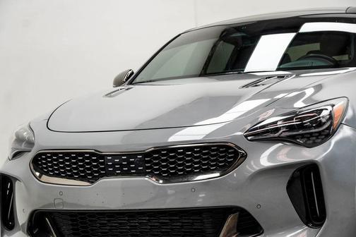 2023 Kia Stinger GT2