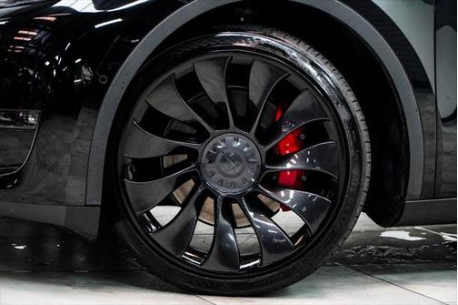 2022 Tesla Model Y Performance Dual Motor All-Wheel Drive