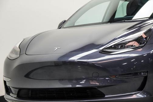 Gray 2023 Tesla Model 3 Long Range