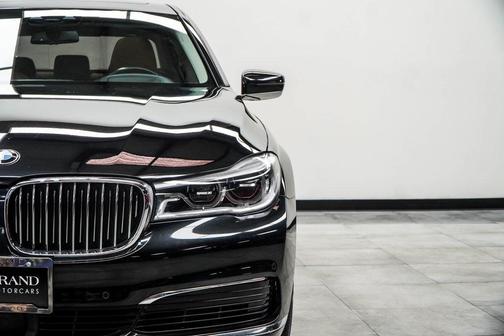 2019 BMW 750 i xDrive