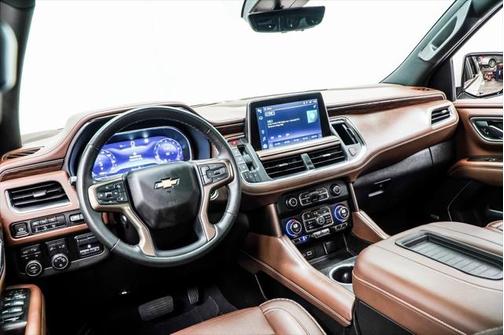 2023 Chevrolet Suburban 4WD High Country