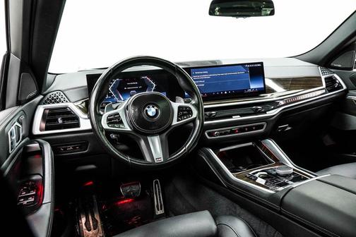 Manhattan Green Metallic 2024 BMW X6 xDrive40i