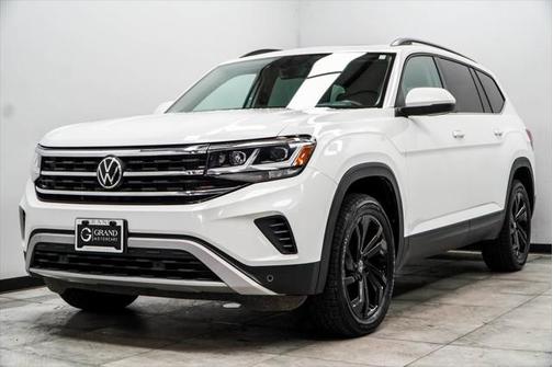 2022 Volkswagen Atlas 3.6L SE w/Technology