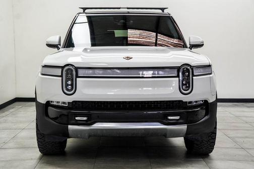 2023 Rivian R1S Adventure