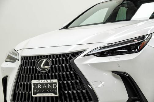 Eminent White Pearl 2024 Lexus NX 350 Luxury