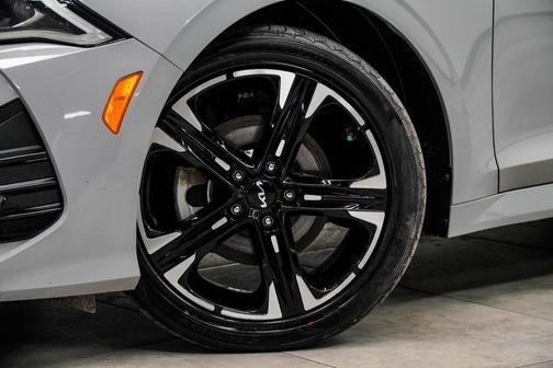 Wolf Gray 2022 Kia K5 GT-Line