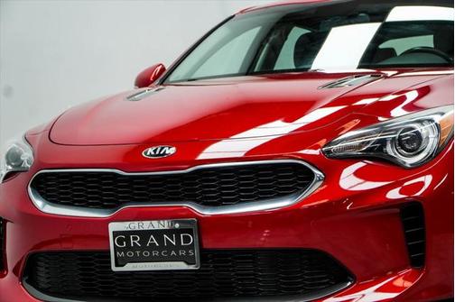 2019 Kia Stinger Base