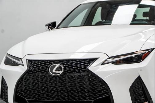 2022 Lexus IS 350 Base