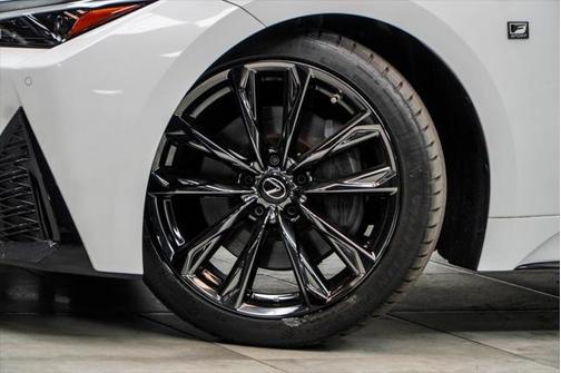 2022 Lexus IS 350 Base