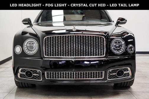 Black 2018 Bentley Mulsanne Base
