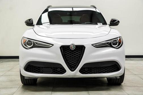 2023 Alfa Romeo Stelvio Veloce AWD