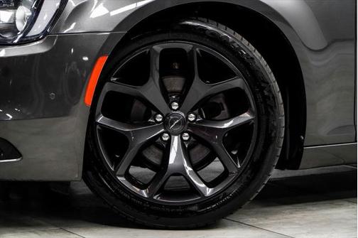 2021 Chrysler 300 S