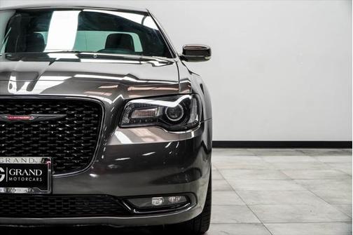 2021 Chrysler 300 S