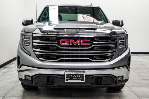 Sterling Metallic 2025 GMC Sierra 1500 SLT