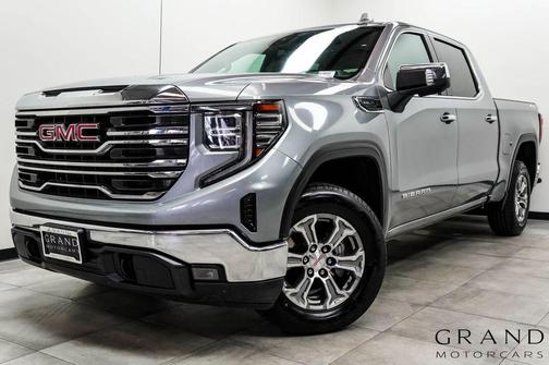 Sterling Metallic 2025 GMC Sierra 1500 SLT