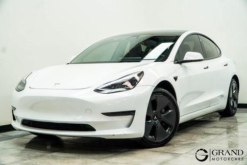 2021 Tesla Model 3 Standard Range Plus