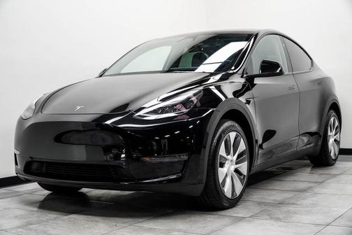 2023 Tesla Model Y Long Range Dual Motor All-Wheel Drive