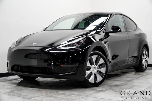 2023 Tesla Model Y Long Range Dual Motor All-Wheel Drive