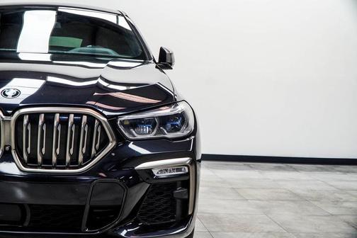 2020 BMW X6 M50i