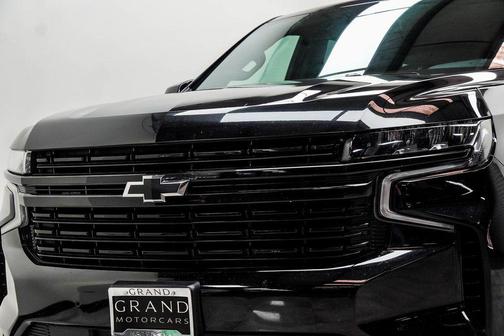 2024 Chevrolet Suburban RST